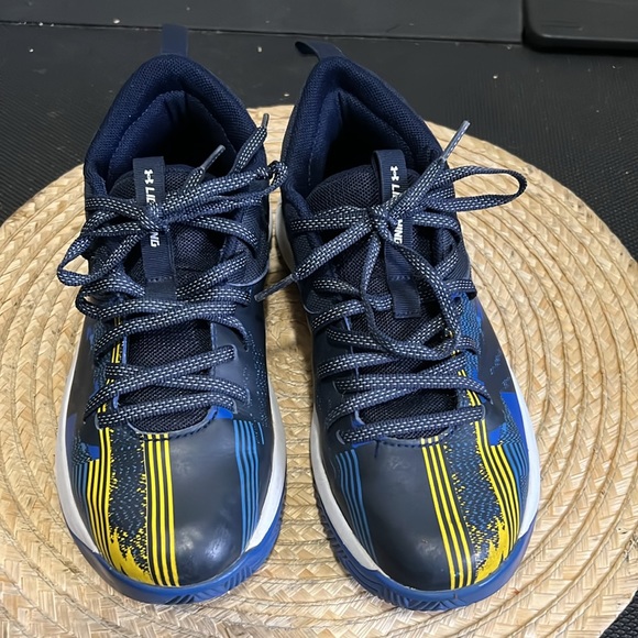 Under Armour Boys Lighting 5 Basketball Sneakers Size 3Y - Picture 4 of 11